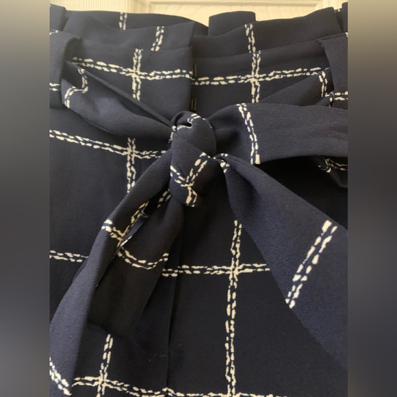 Express High waisted ankle length dress pants - Picture 2 of 5